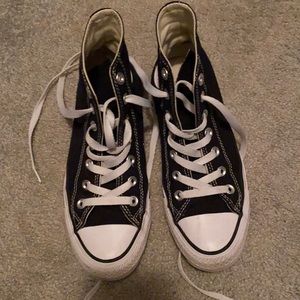 Black converse